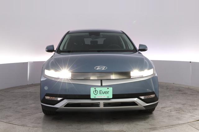 2024 Hyundai IONIQ 5 — photo 9 of 21