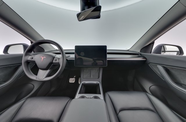 2022 Tesla Model Y — photo 21 of 24