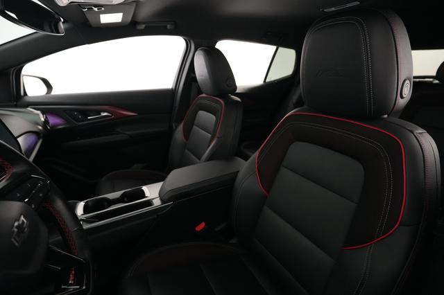 2024 Chevrolet Equinox EV — photo 3 of 20
