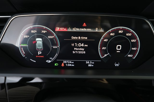 2021 Audi e-tron — photo 5 of 22