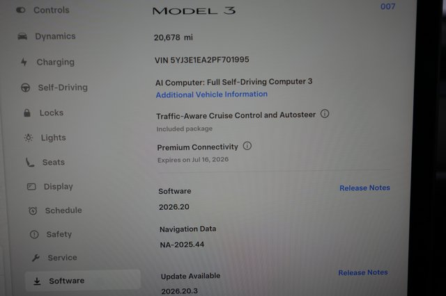 2023 Tesla Model 3 — photo 5 of 21