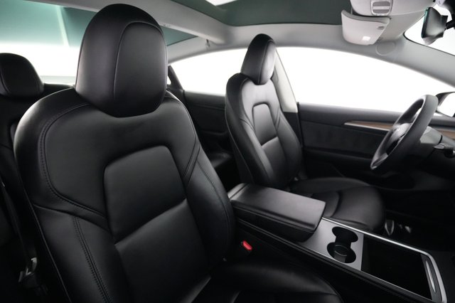 2023 Tesla Model 3 — photo 18 of 21