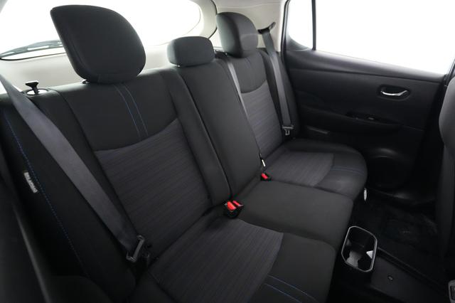 2024 Nissan LEAF — photo 4 of 20