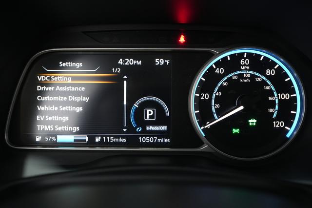 2024 Nissan LEAF — photo 5 of 20