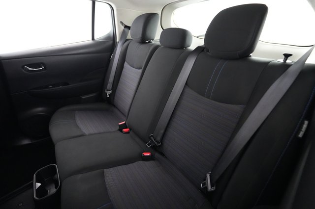 2024 Nissan LEAF — photo 19 of 20