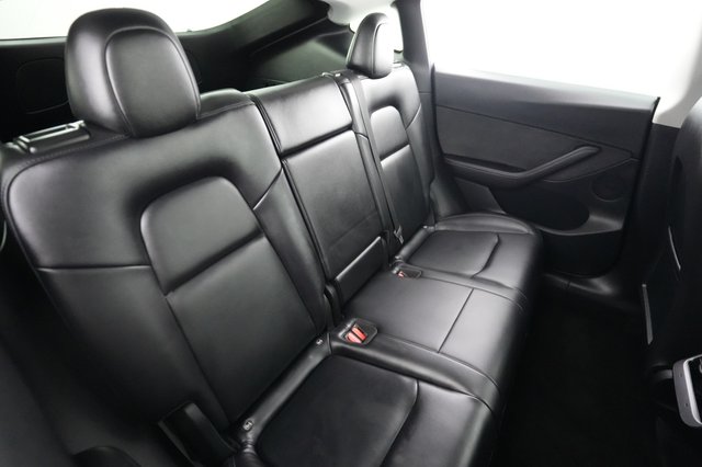 2022 Tesla Model Y — photo 4 of 28