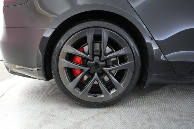 2023 Tesla Model S — photo 17 of 22