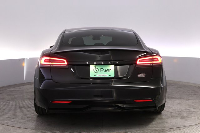 2023 Tesla Model S — photo 12 of 22