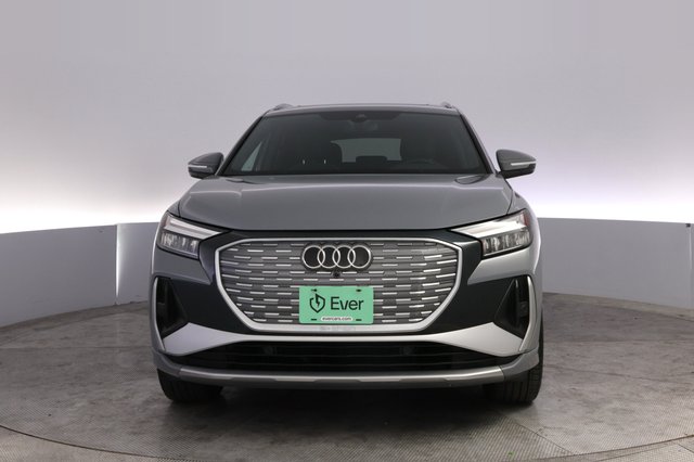 2023 Audi Q4 e-tron — photo 9 of 23