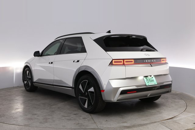 2026 Hyundai IONIQ 5 — photo 13 of 21