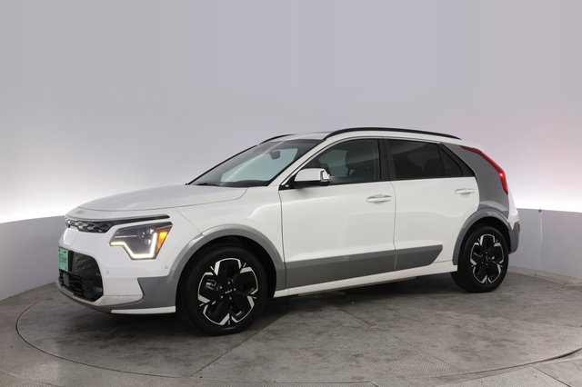 2024 Kia Niro EV — photo 14 of 22