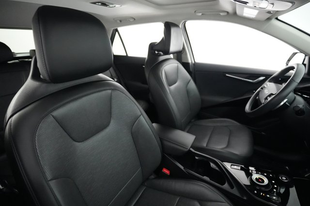 2024 Kia Niro EV — photo 18 of 22
