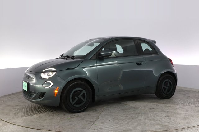 2025 Fiat 500e — photo 14 of 24
