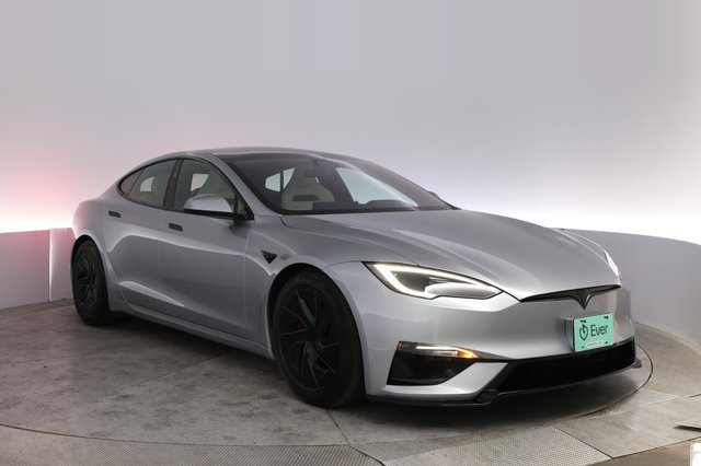 2026 Tesla Model S — photo 10 of 22
