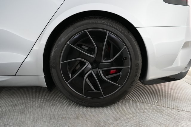 2026 Tesla Model S — photo 7 of 22