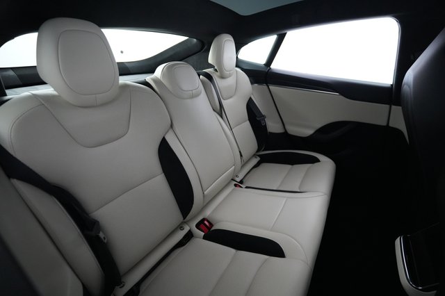 2026 Tesla Model S — photo 4 of 22