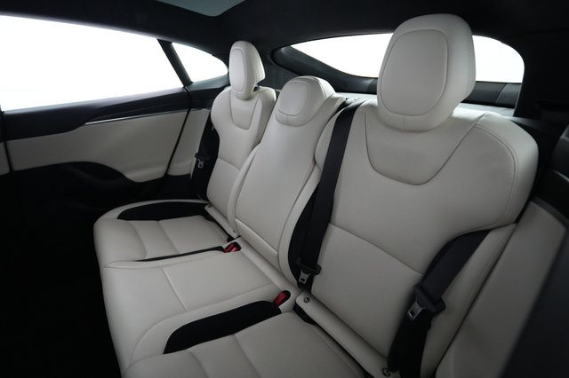 2026 Tesla Model S — photo 19 of 22