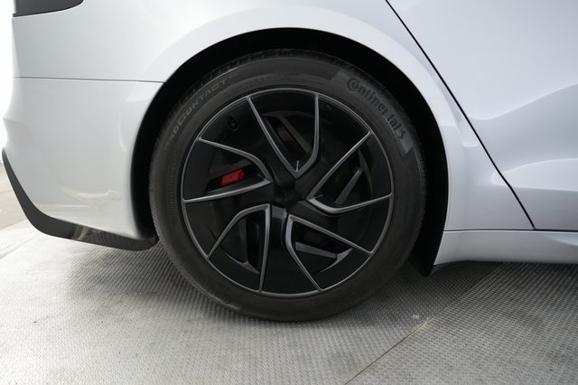 2026 Tesla Model S — photo 17 of 22