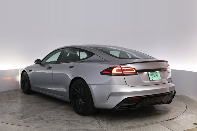 2026 Tesla Model S — photo 13 of 22