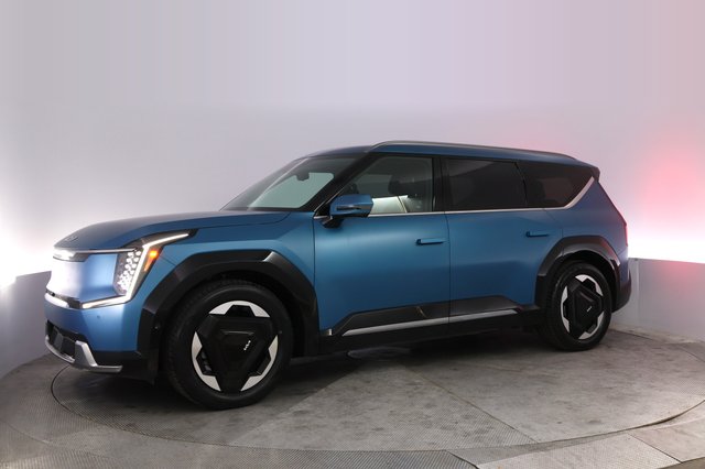 2024 Kia EV9 — photo 14 of 24