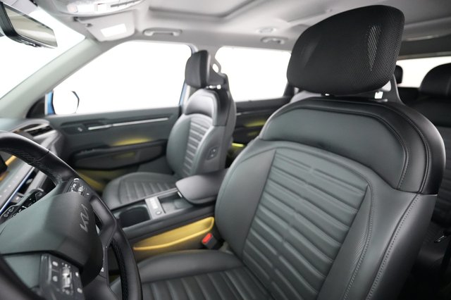 2024 Kia EV9 — photo 3 of 24