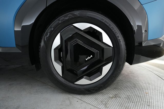 2024 Kia EV9 — photo 7 of 24