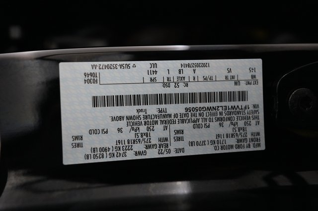 2022 Ford F-150 Lightning — photo 15 of 15