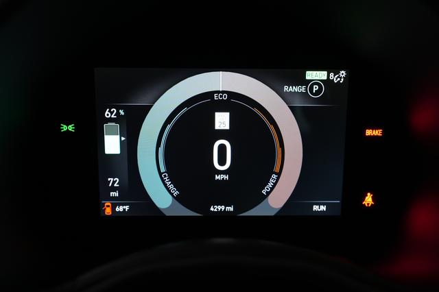 2024 Fiat 500e — photo 5 of 23