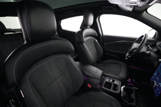 2025 Ford Mustang Mach-E — photo 18 of 24