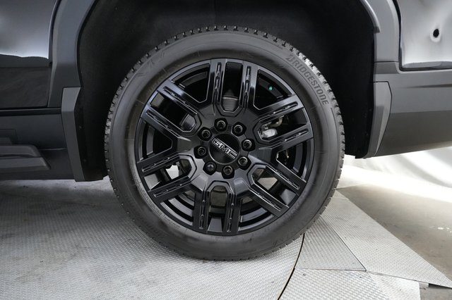 2026 GMC Sierra EV — photo 7 of 19