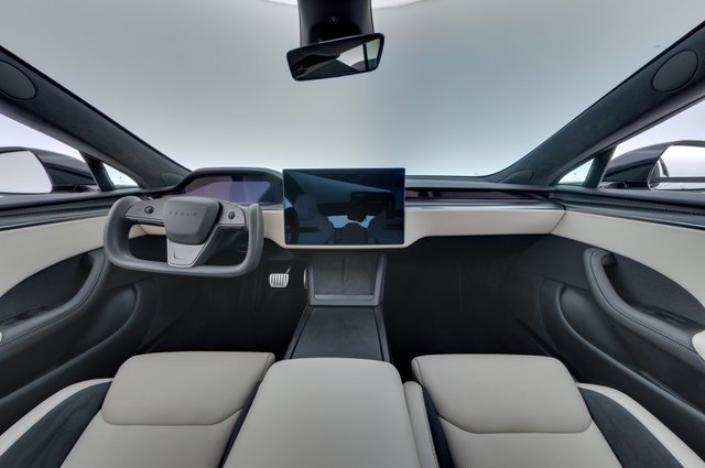 2026 Tesla Model S — photo 21 of 26