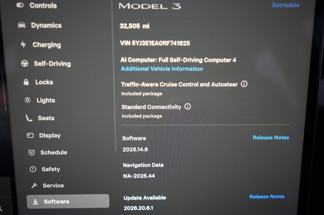 2024 Tesla Model 3 — photo 5 of 22