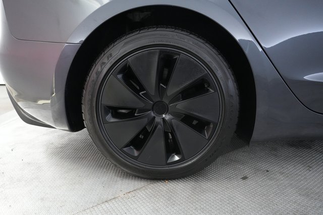 2024 Tesla Model 3 — photo 17 of 22