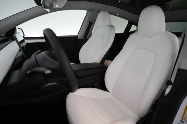 2023 Tesla Model Y — photo 3 of 24