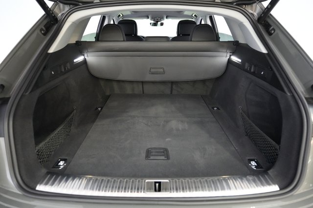 2024 Audi Q8 e-tron — photo 6 of 21