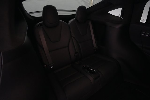2022 Tesla Model X — photo 19 of 21