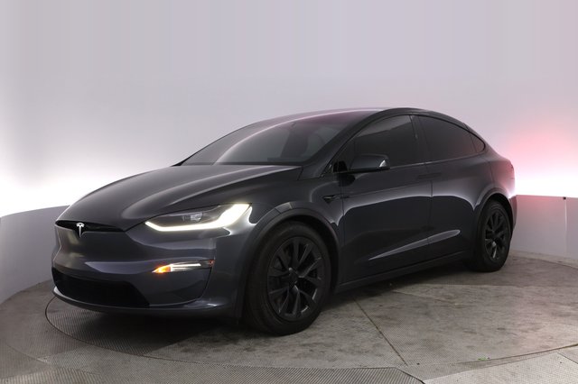 2024 Tesla Model X — VIN 7SAXCBE55RF458012