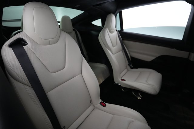 2024 Tesla Model X — photo 4 of 24