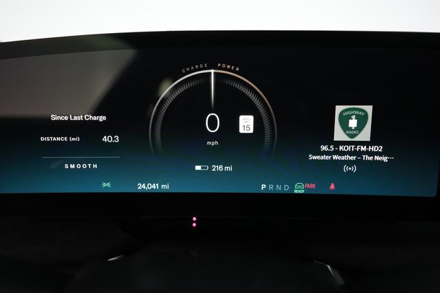 2023 Lucid Air — photo 5 of 22