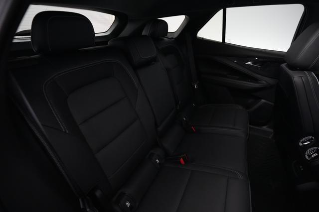2024 Chevrolet Blazer EV — photo 4 of 24