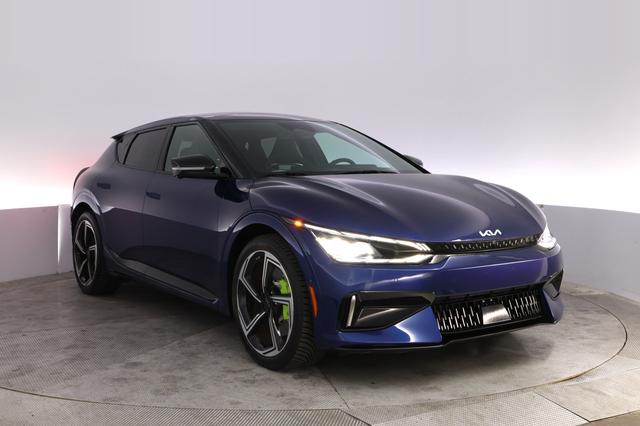 2023 Kia EV6 — photo 10 of 22