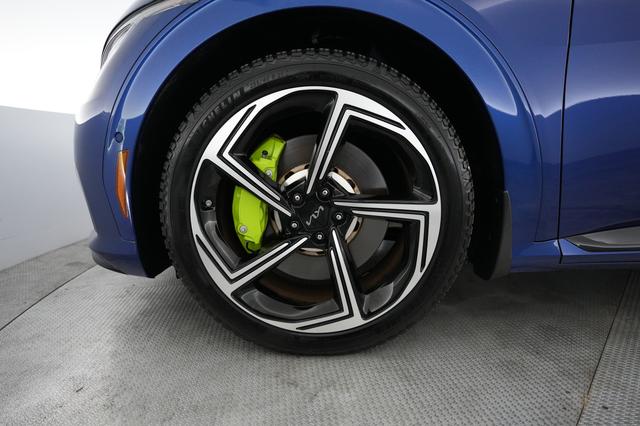 2023 Kia EV6 — photo 7 of 22