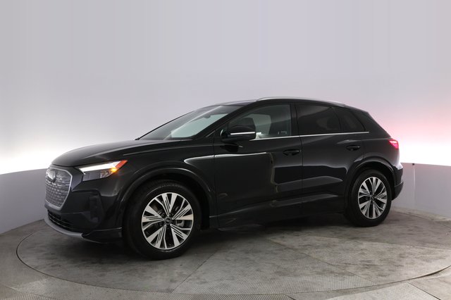 2023 Audi Q4 e-tron — photo 14 of 24