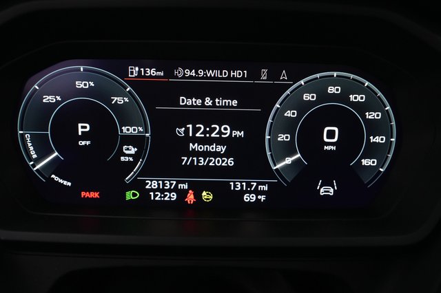 2023 Audi Q4 e-tron — photo 5 of 24