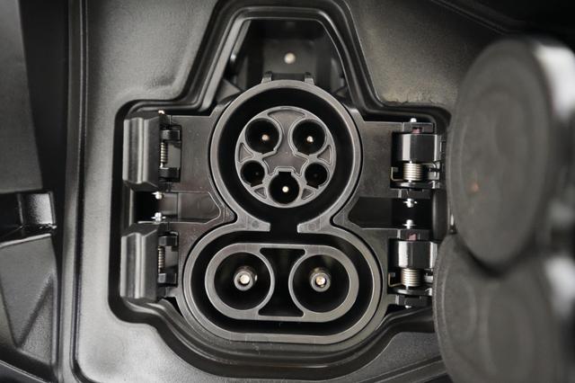 2023 Nissan Ariya — photo 8 of 20