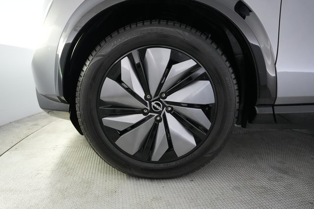 2023 Nissan Ariya — photo 15 of 20