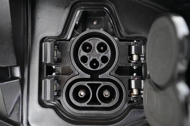 2023 Nissan Ariya — photo 8 of 26