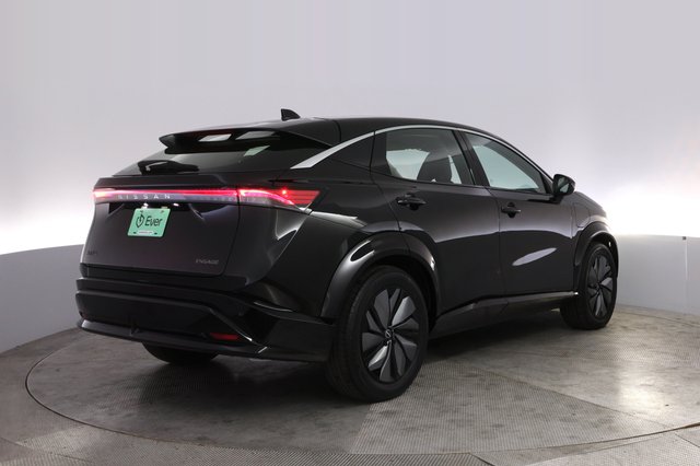 2023 Nissan Ariya — photo 2 of 26