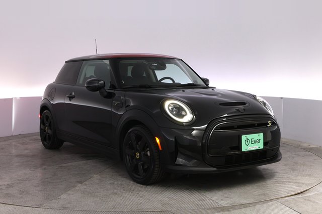 2024 MINI Cooper SE — photo 10 of 20