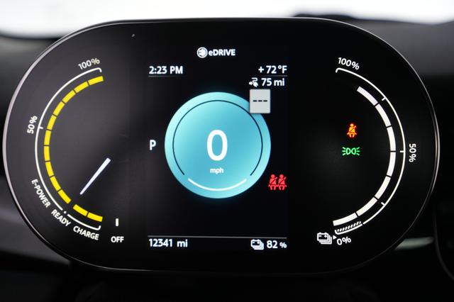 2024 MINI Cooper SE — photo 5 of 20